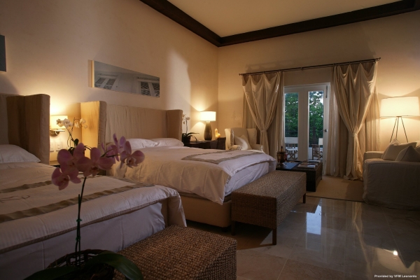 Hotel Casa Colonial Beach & Spa